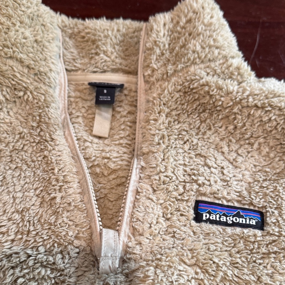 Patagonia Beige Fleece Pullover womens size small